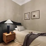 Serralada - 4 Bedrooms And Terrace In Sant Gervasi