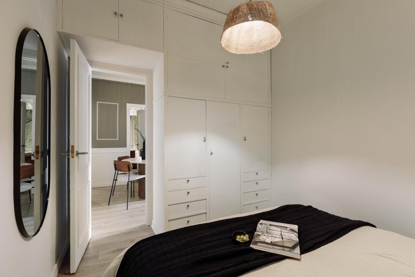 Serralada - 4 Bedrooms And Terrace In Sant Gervasi Apartment *