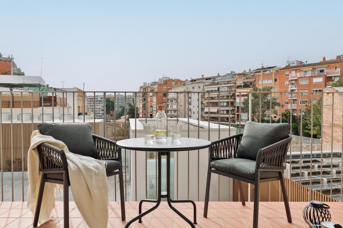 Serralada - 4 Bedrooms And Terrace In Sant Gervasi Barcelona